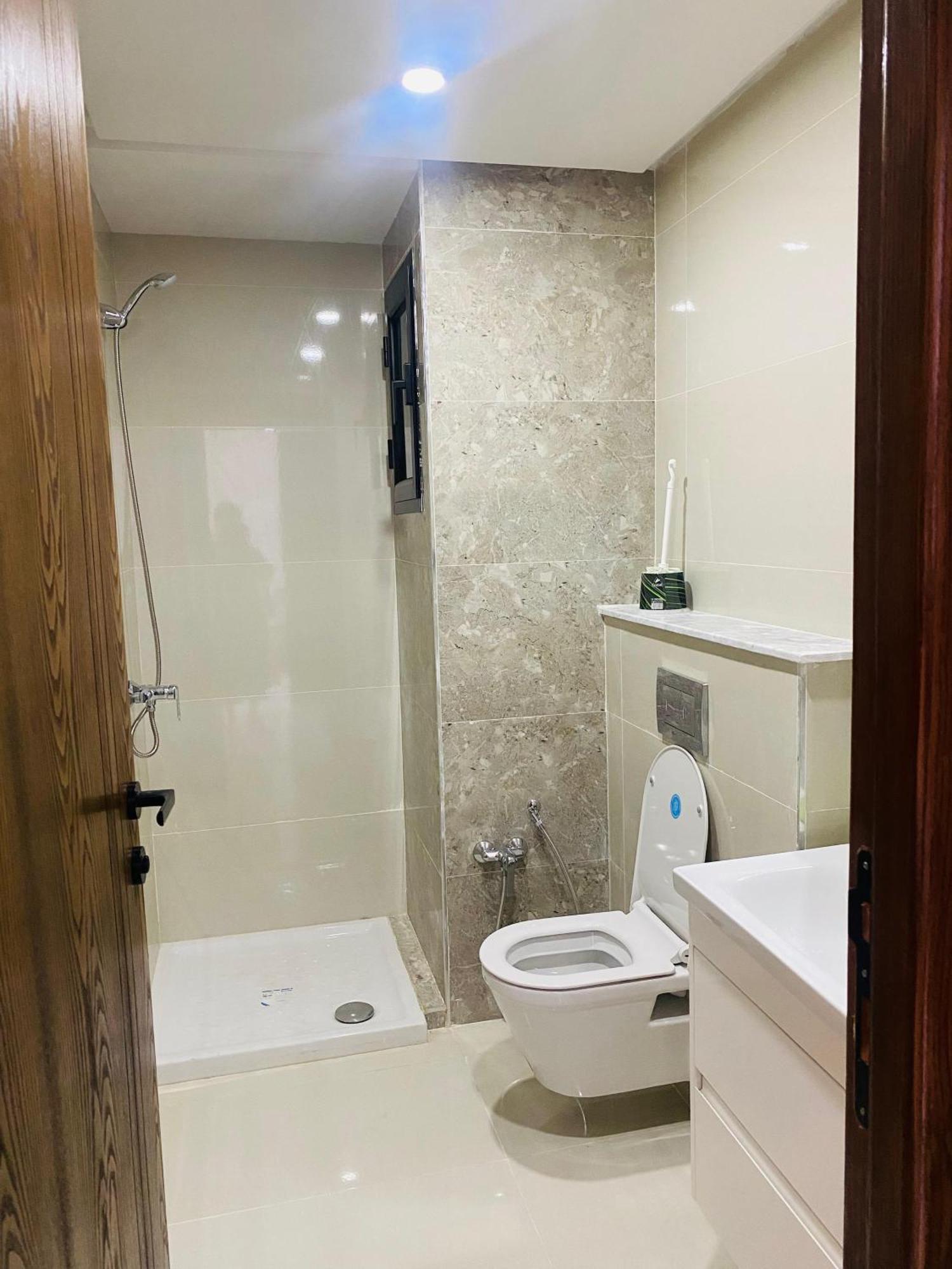 Apartment Cite El Wahat Jawharet Kram *